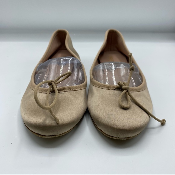 Bloomingdale’s Satin Champagne Baller Flats - Picture 3 of 8
